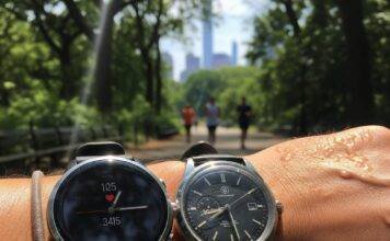 The Ultimate Smartwatch Comparison: Apple vs Galaxy Smartwatch vs. Analog Watch: A Runner's Perspective