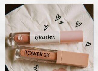 Lip Gloss Showdown: Tower 28 vs. Glossier – Finding Your Perfect Lip Shine Glossier vs. Tower 28: A Lip Gloss Showdown