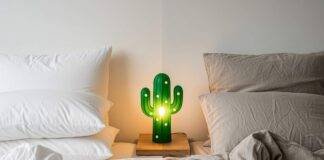 Linen vs Cotton Sheets: Which One’s Better for Your Sleep Style? Linen vs. Cotton Sheets: A Bedtime Battleground